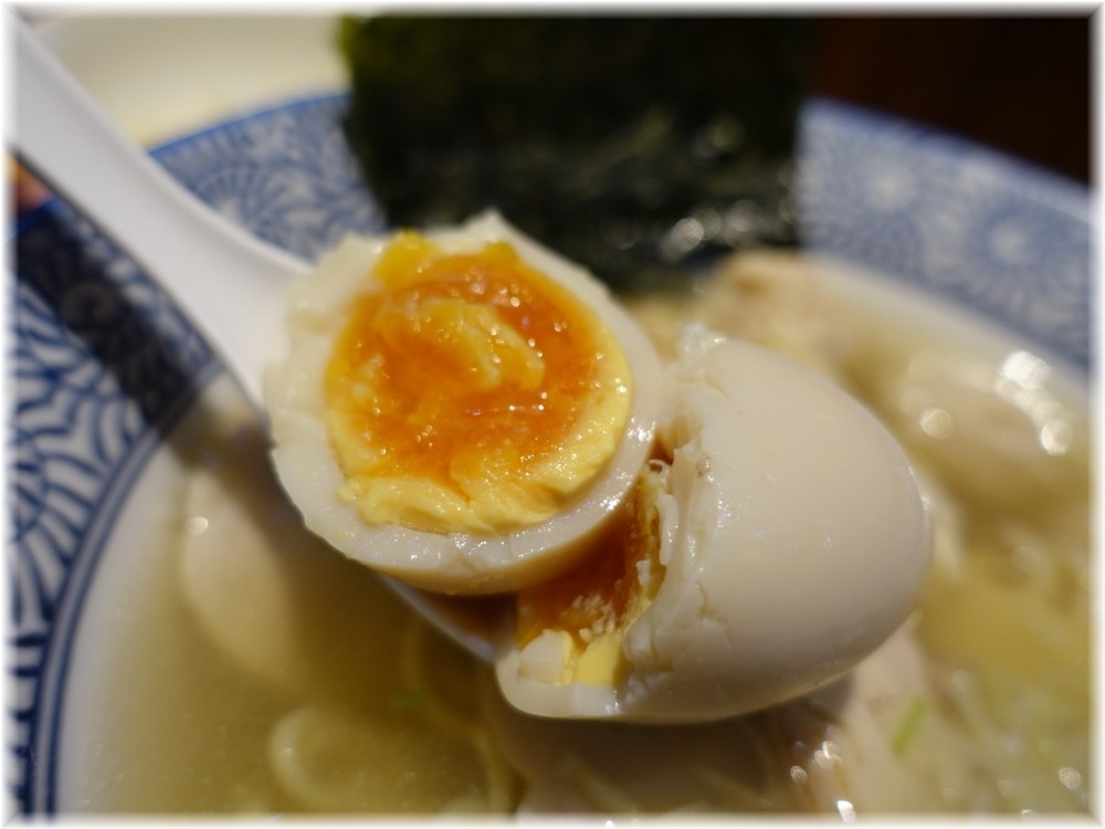 樹真 特選端麗しおそばの味玉