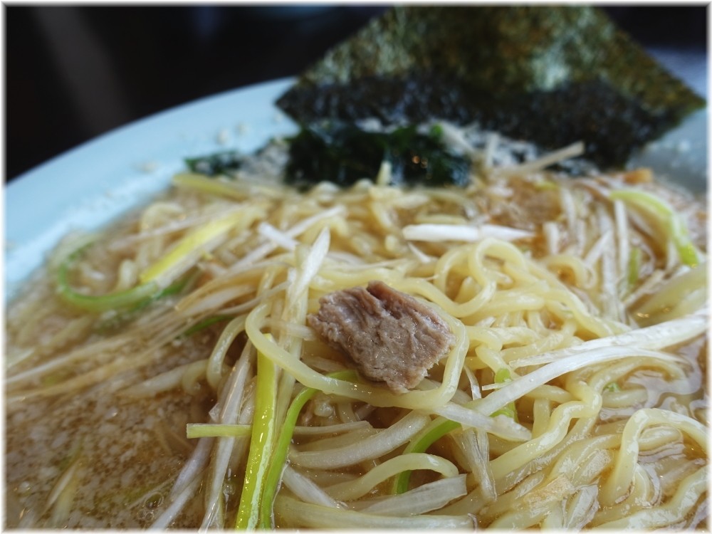 ニューラーメンショップ桶川店 ネギラーメンの具2