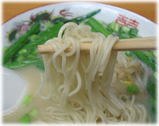 味納喜知 塩にらの麺