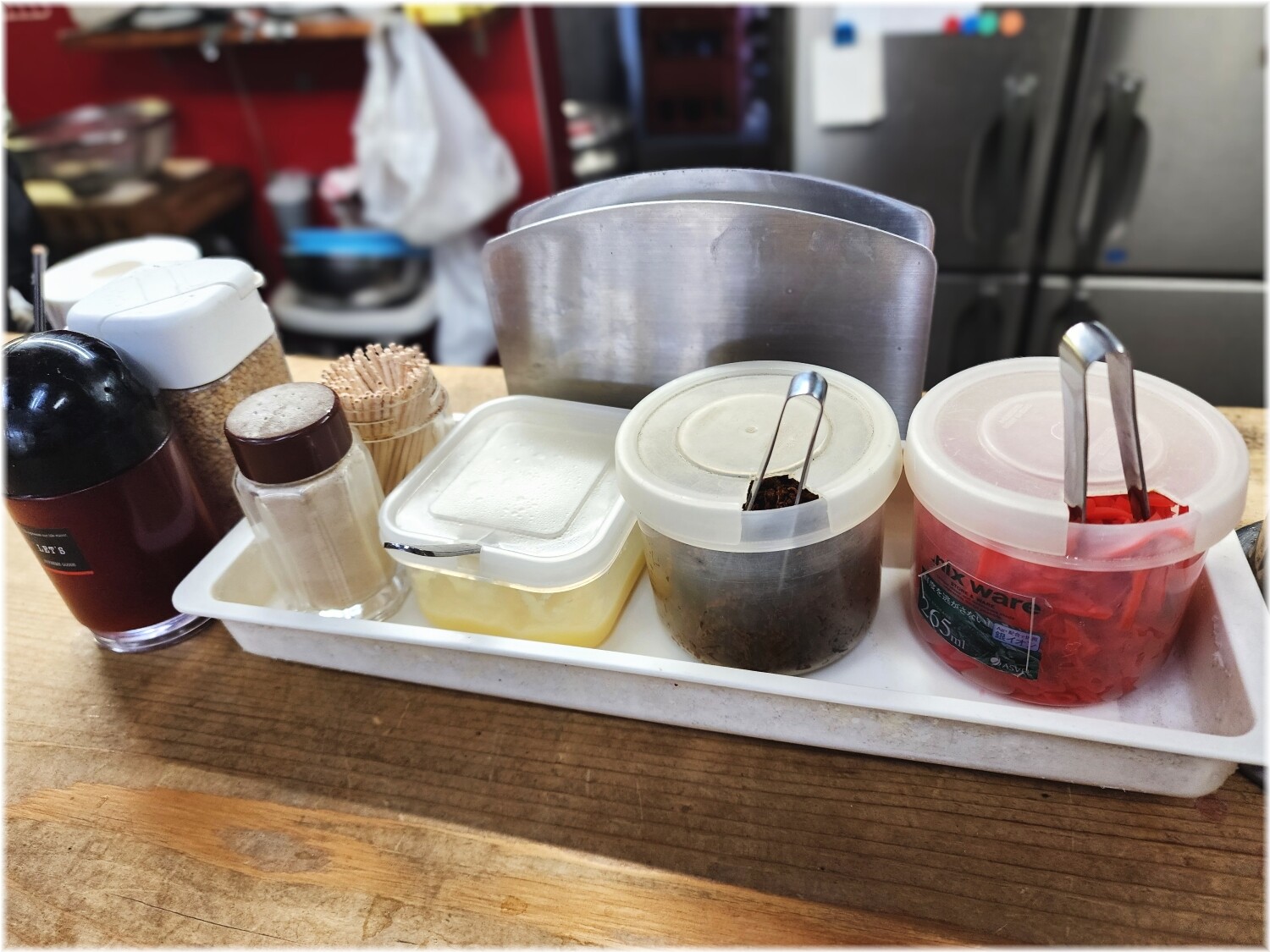 長浜らーめん呑龍5 卓上の調味料等