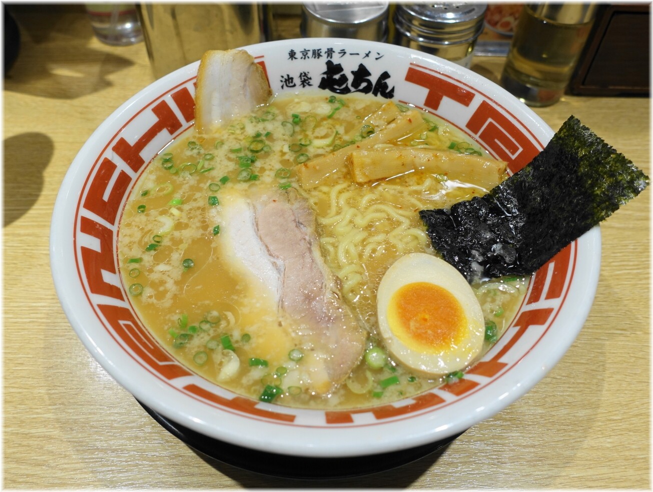 屯ちん川崎店 東京豚骨ラーメン