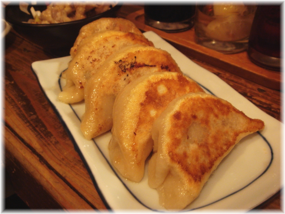 G凪4 餃子