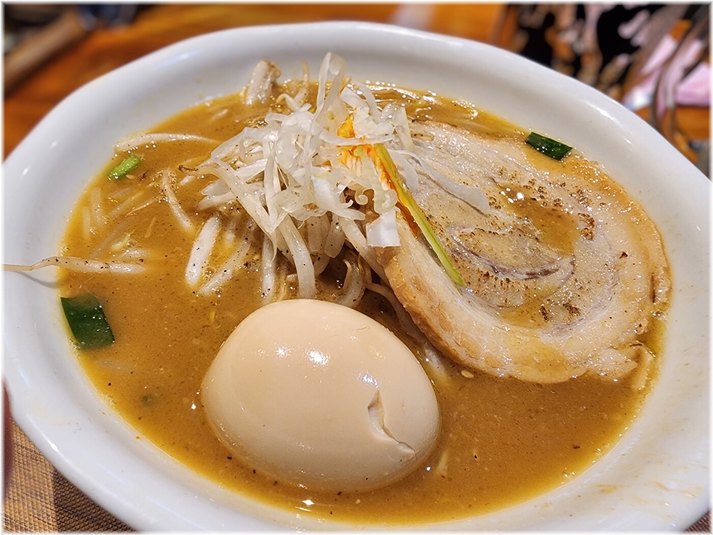らーめん蓮 味噌らーめん(味玉サービス)の具2