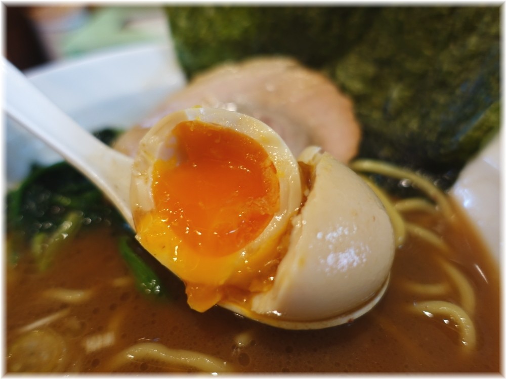 ラーメン黒王 味玉ラーメンの味玉