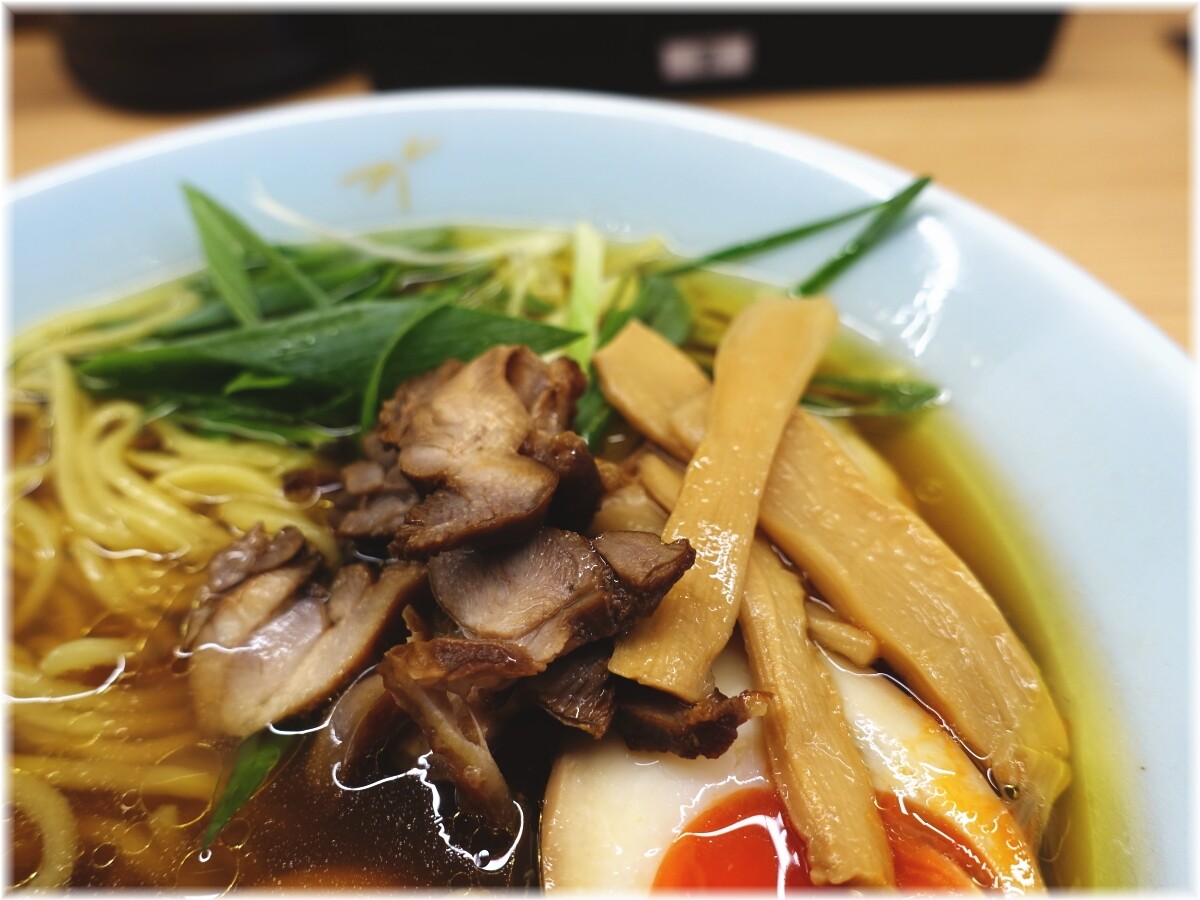 笠岡らーめんTAKETONBO 醤油味玉入り(並)の具3