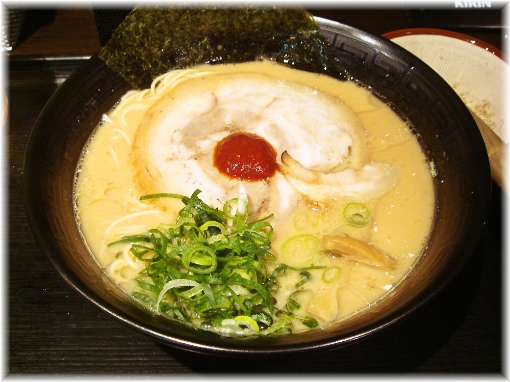だるまのめ だるまらぁ麺