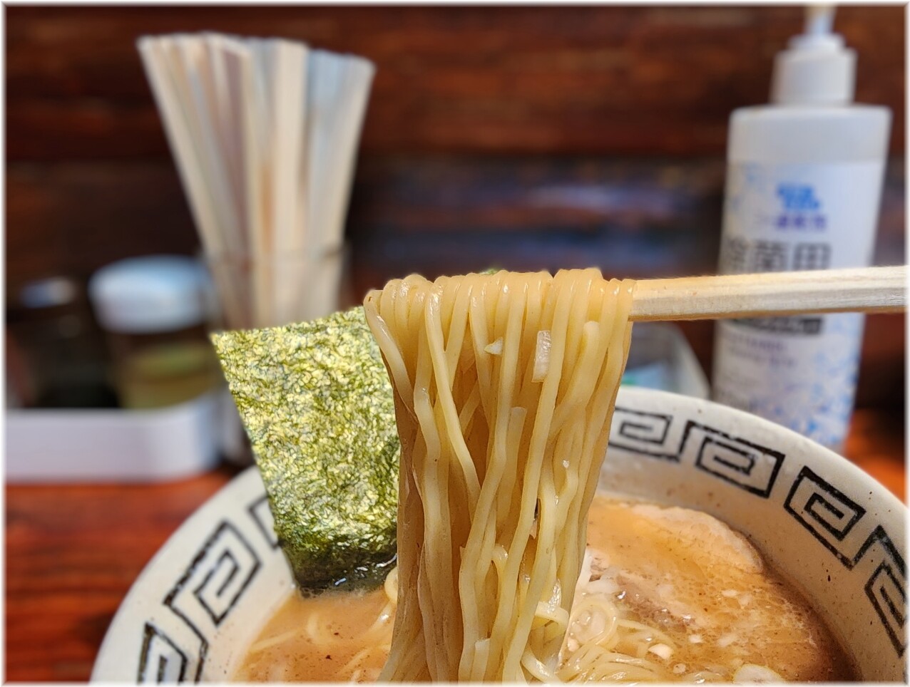 ラーメン山小屋大森北店 中華そばの麺