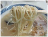 沖食堂 ラーメンの麺