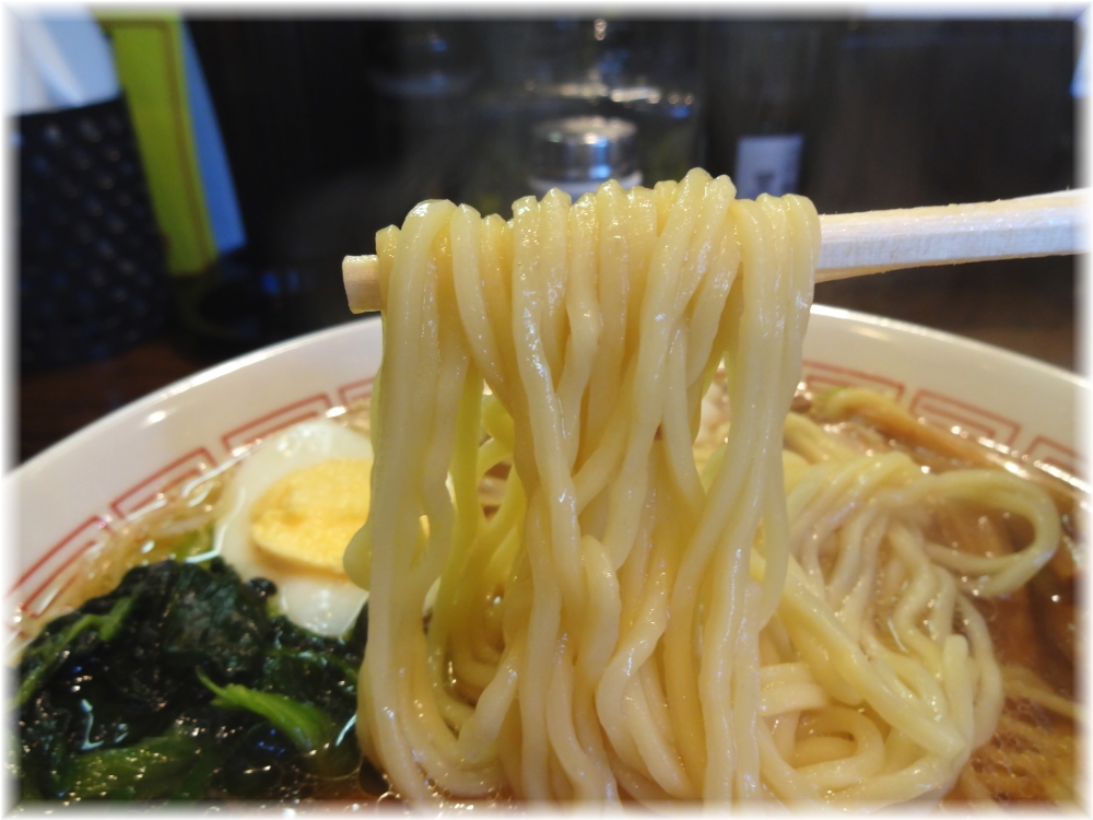 光来 中華そばの麺