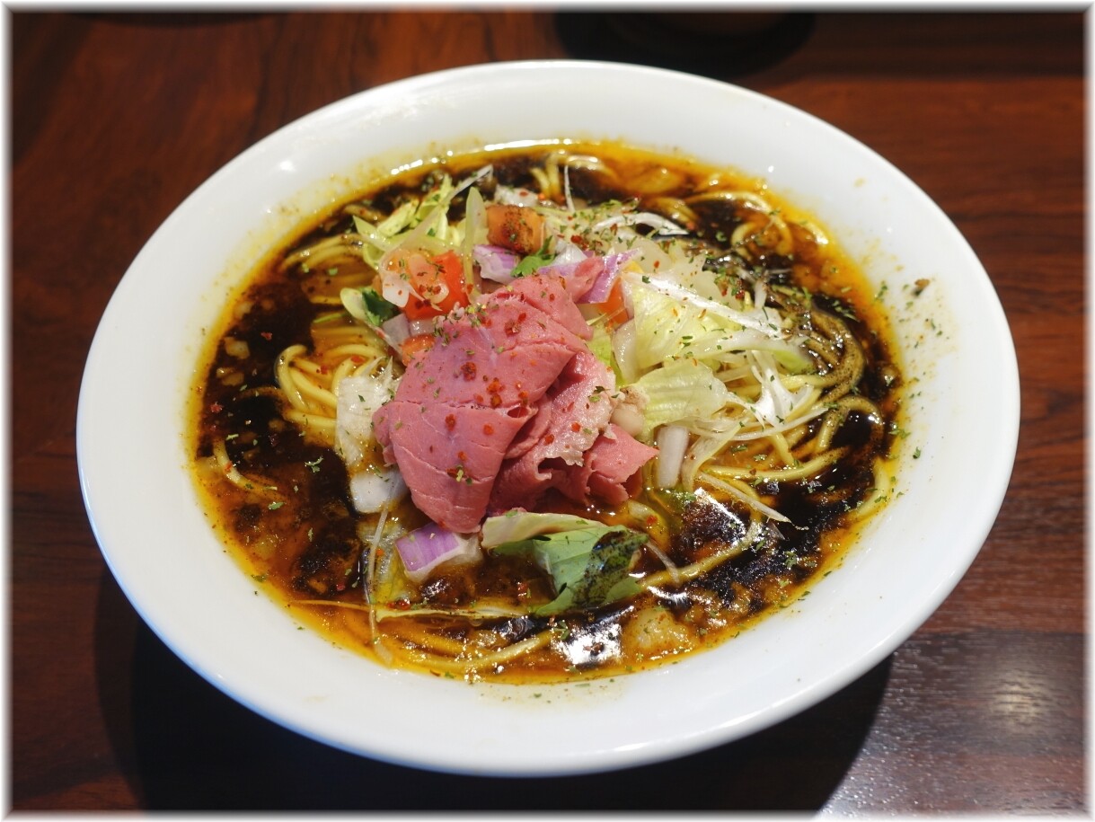 牛王 spicy curry牛骨らー麺