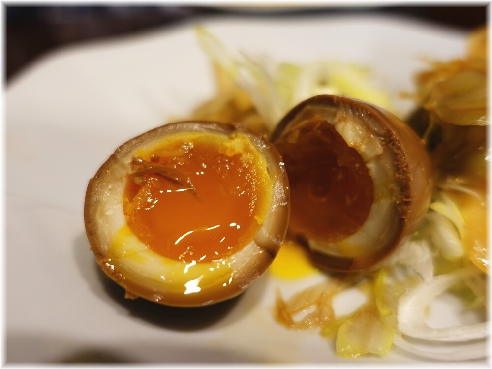 うめ川 おつまみ三点盛りの味玉