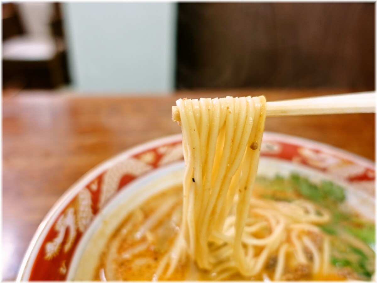 かづ屋2 担担麺の麺