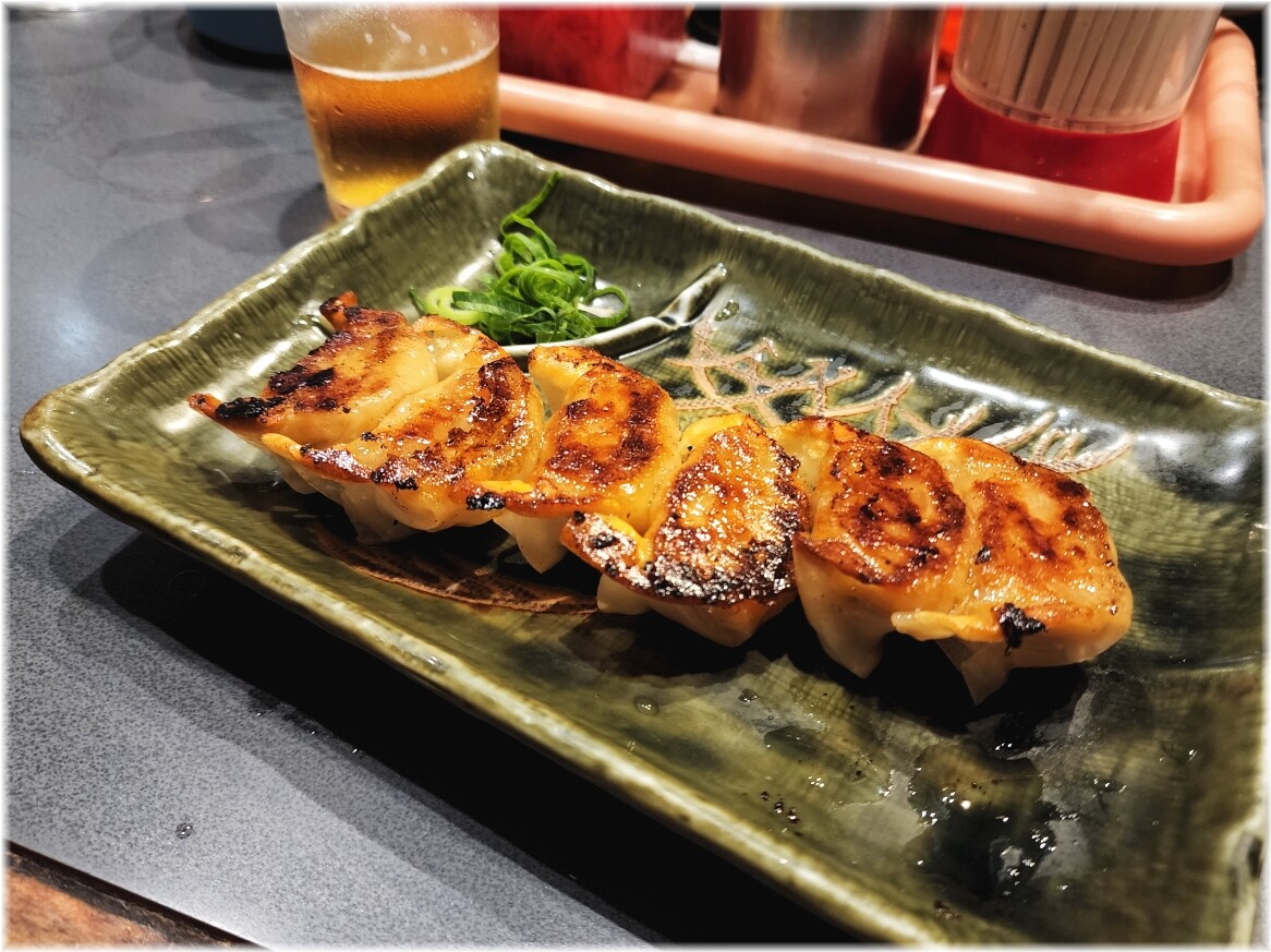 いちばん星 餃子