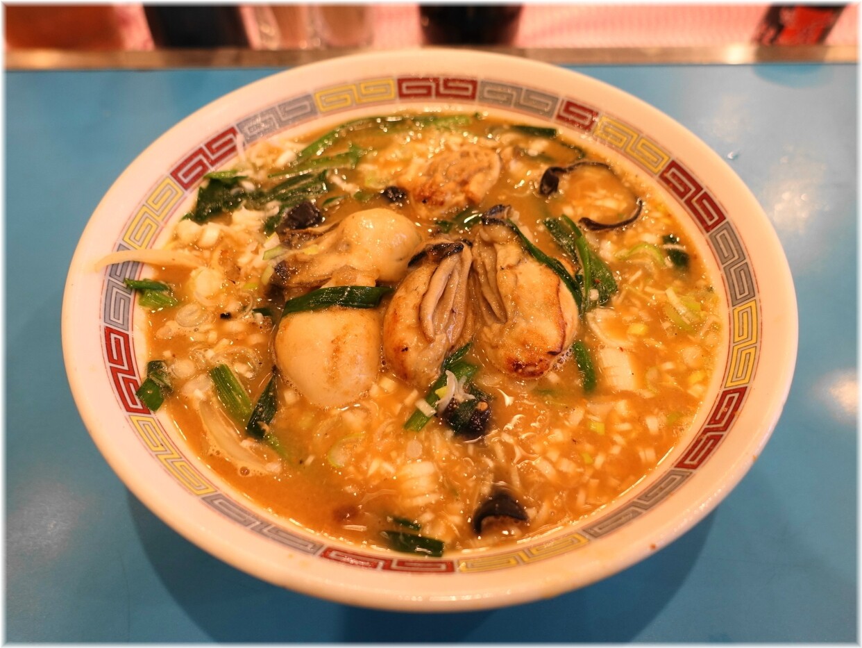 やじ満 味噌牡蠣ラーメン