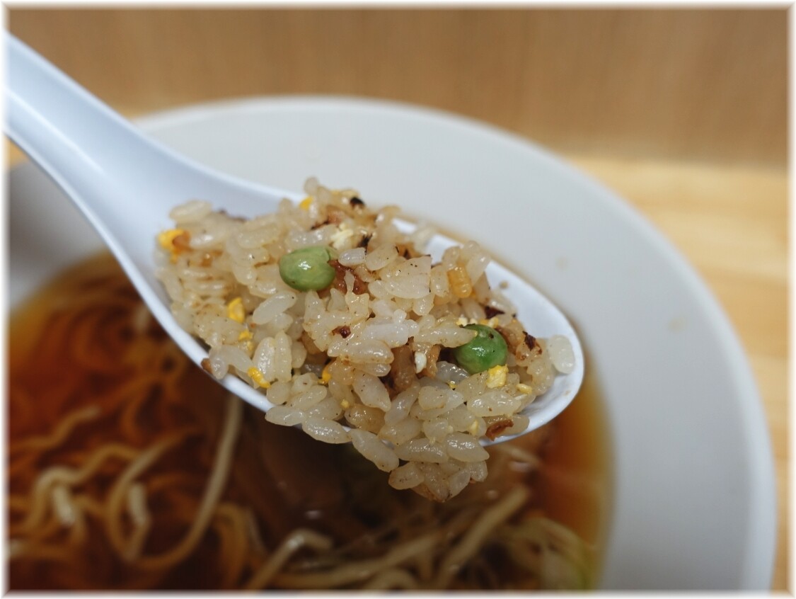 谷ラーメン 半チャーハン2