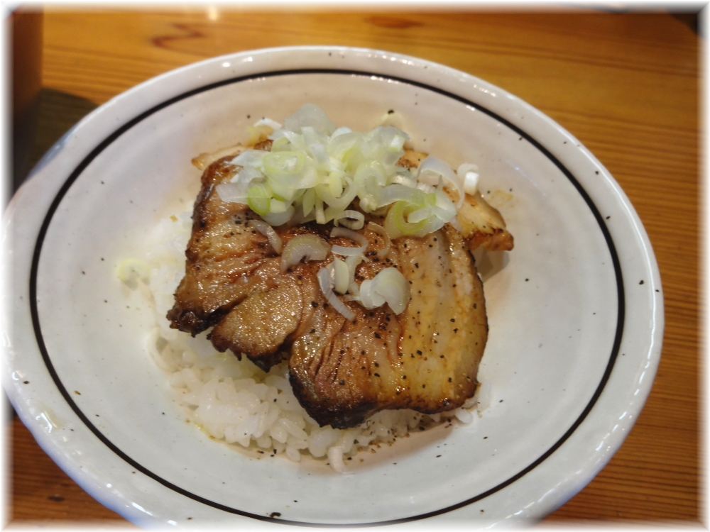 トイボックス 肉飯(豚)