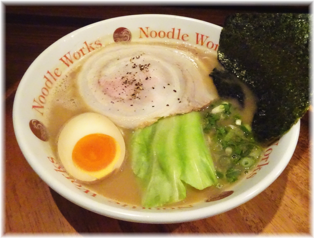 Noodle Works ラーメン