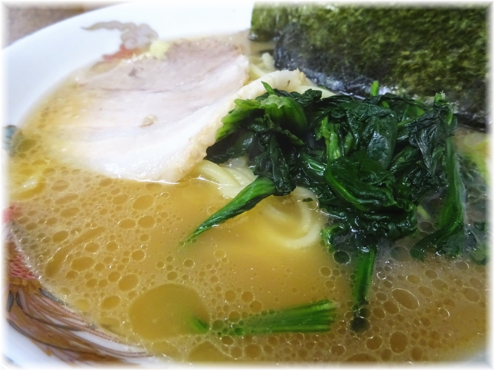 たかさご家 ラーメンのスープ