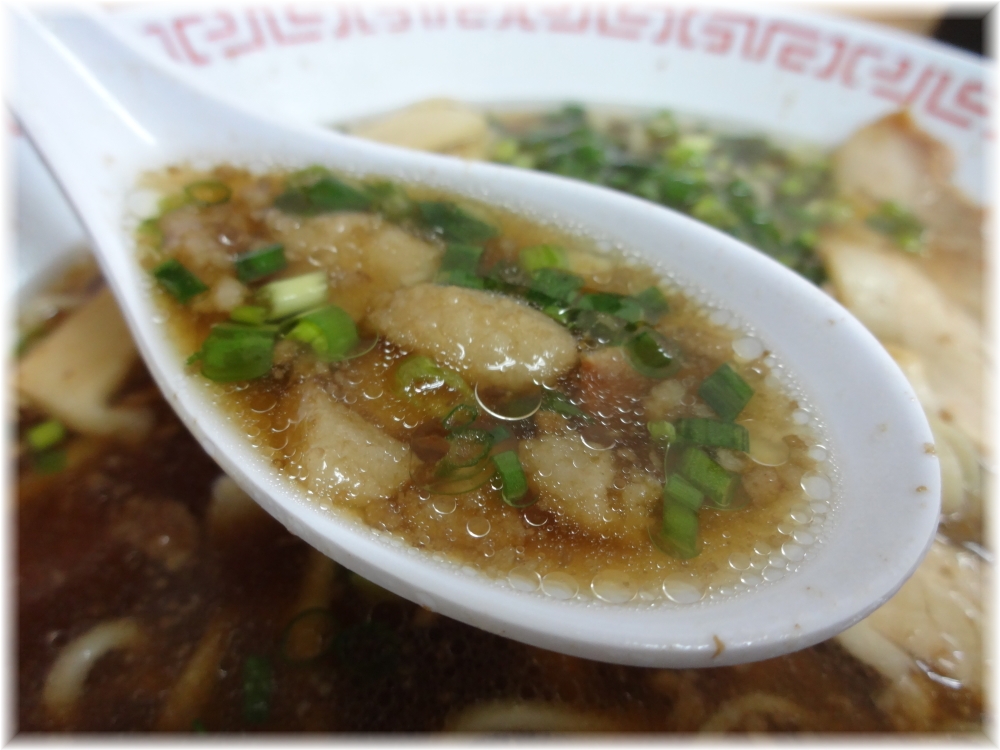麺屋寺本 中華そばの背脂ミンチ