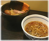 まとい つけめん(味付玉子入り)