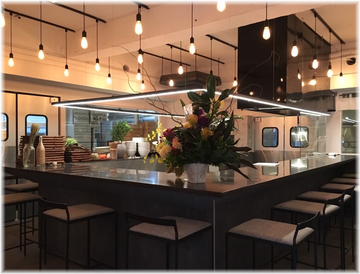 MENSHO 店内