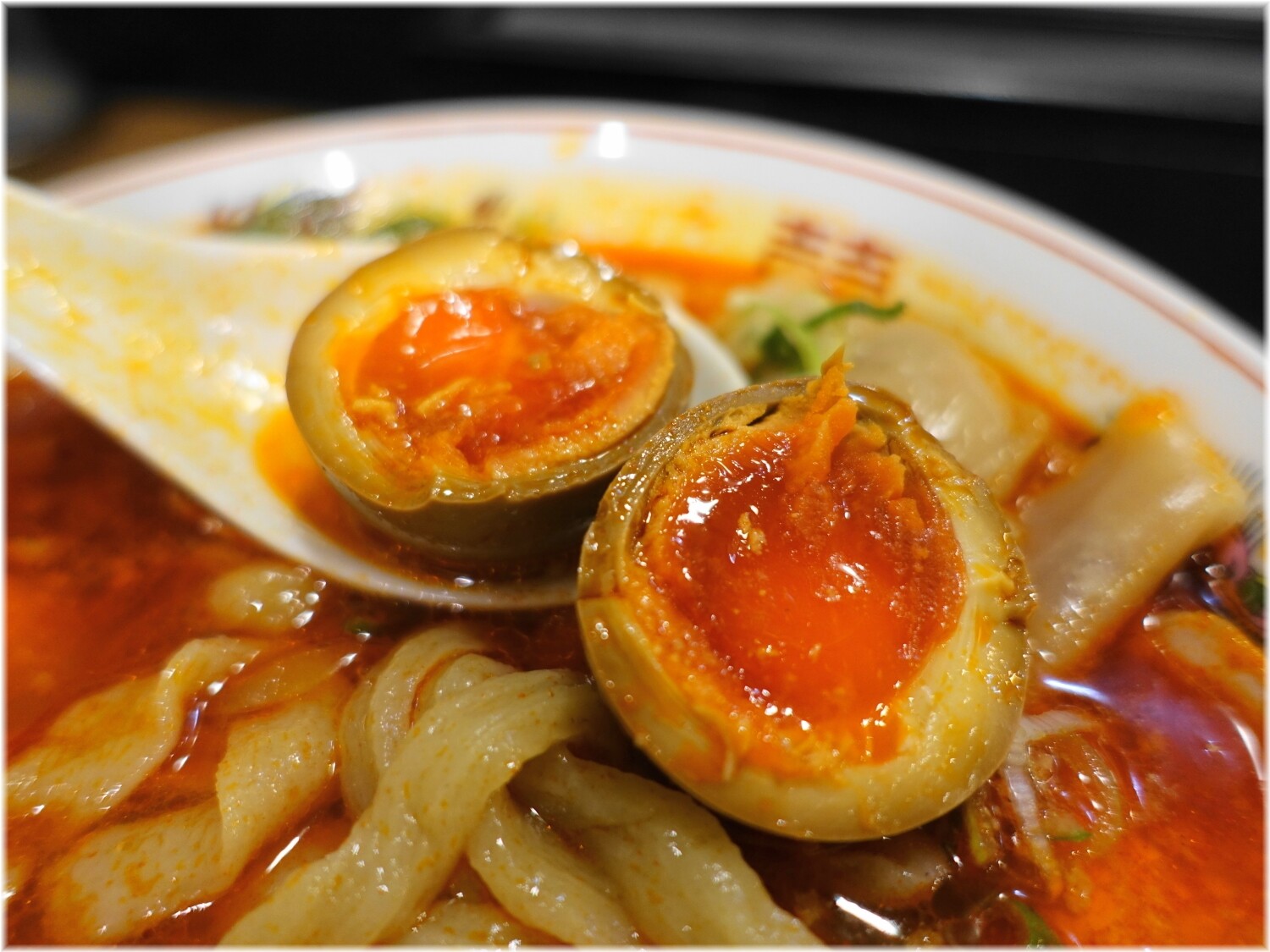 MENクライ4 辛特製(塩)ラーメンの味玉