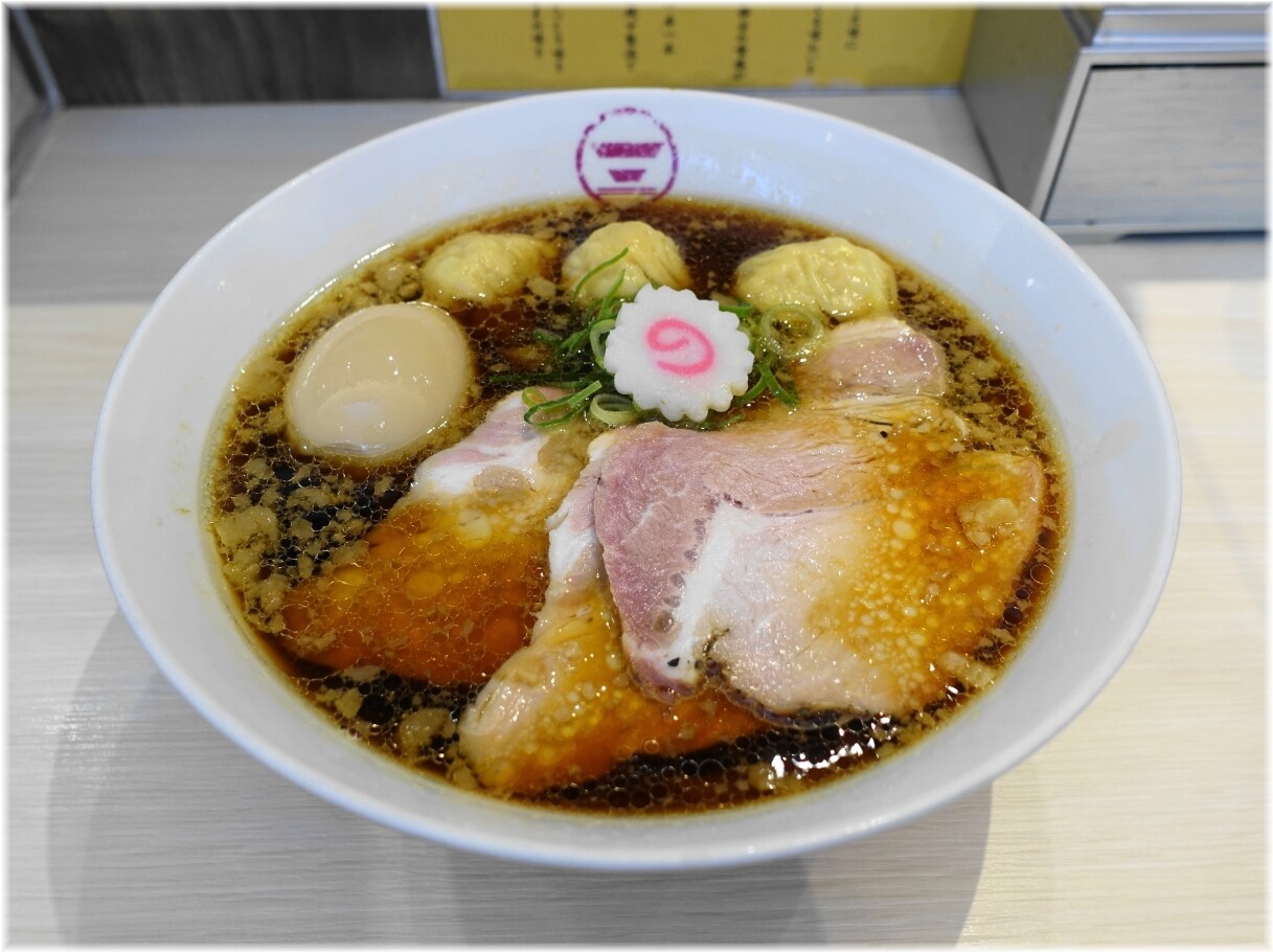 維新商店 みなとみらい店 特中華そば