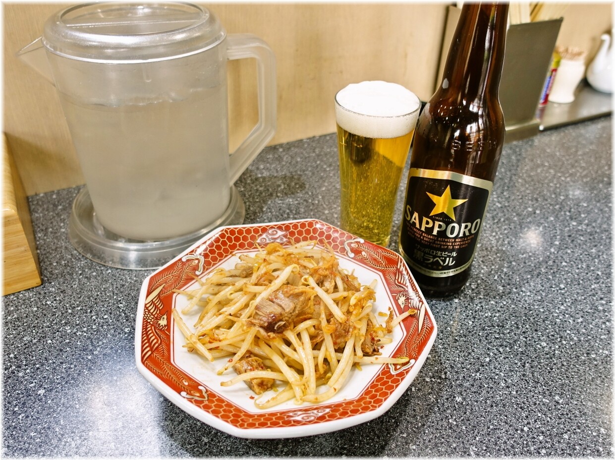 丸富 ピリ辛チャーシューとビール