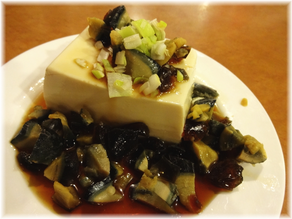 台南担仔麺 ピータン豆腐
