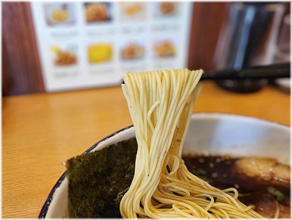 博多ラーメン長浜や 大森店2 黒博多ラーメンの麺