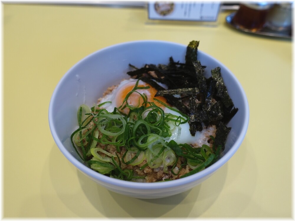 どうとんぼり神座渋谷店 そぼろ丼