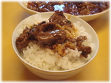 川菜館 ライスに水煮牛肉
