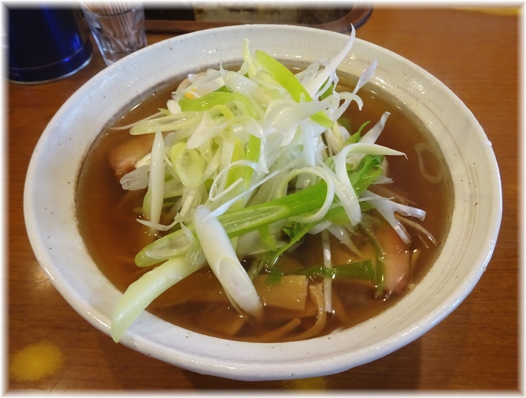 どる屋 鯛だし焼豚麺スペシャル(那須の白美人ネギ入り)