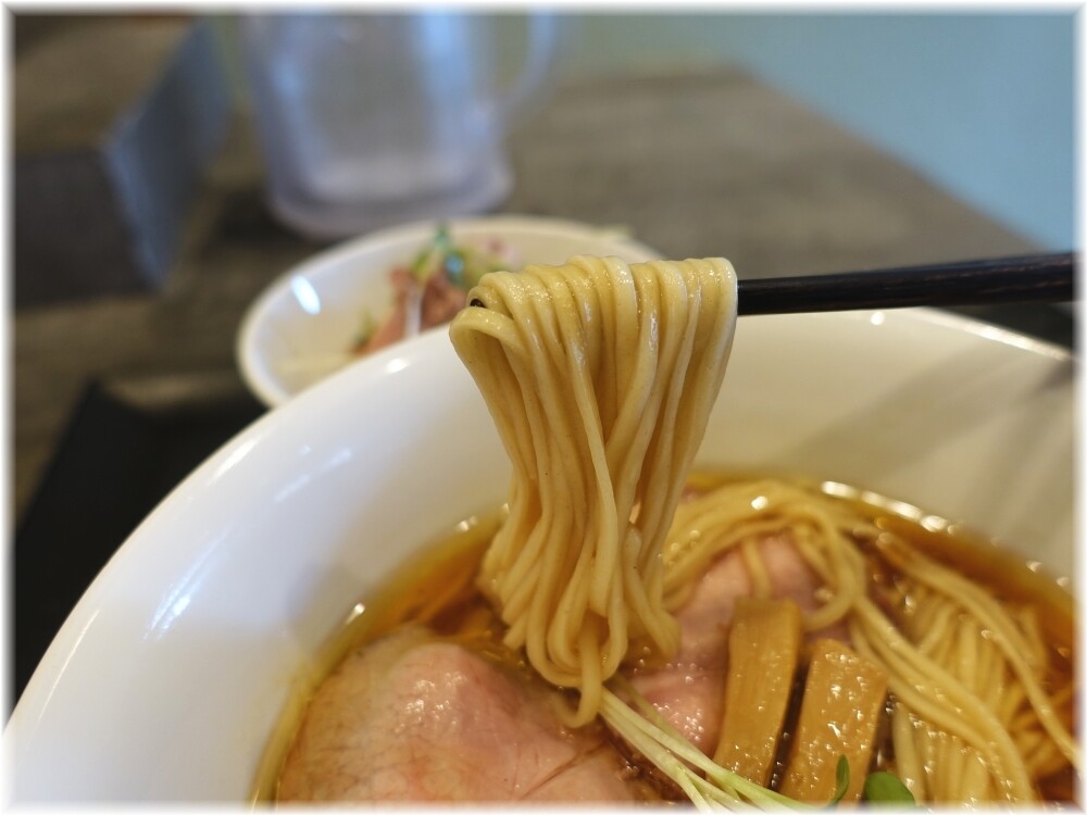 らぁ麺やまぐち3 鶏そばの麺