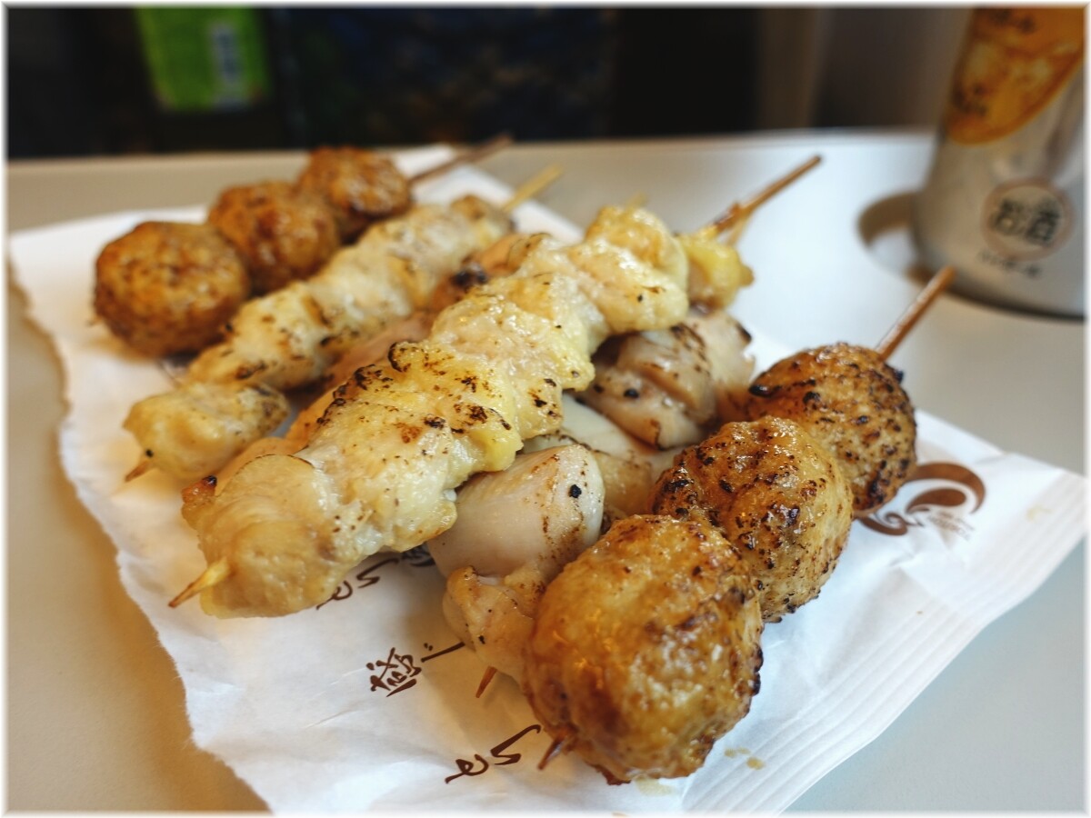 鳥藤とりそばスタンド グランスタ東京店2 焼鳥4