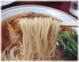 栄屋ミルクホール ラーメンの麺