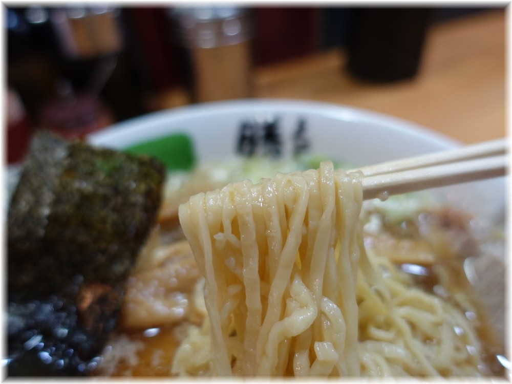 勝丸 特上焼豚(ミックス)の麺