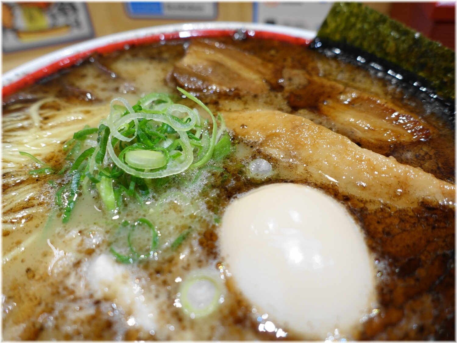 九州じゃんがら芝大門店 こぼんしゃん角煮・味玉子入りの具