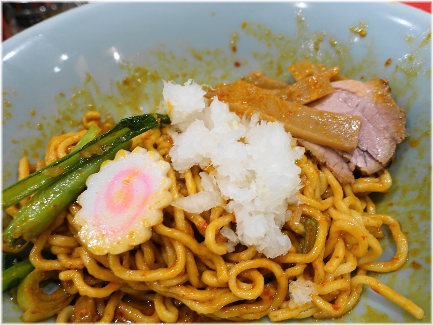 油そば専門店めんめん2 四川風しびれ辛味油そば(並盛)に刻み玉ねぎ