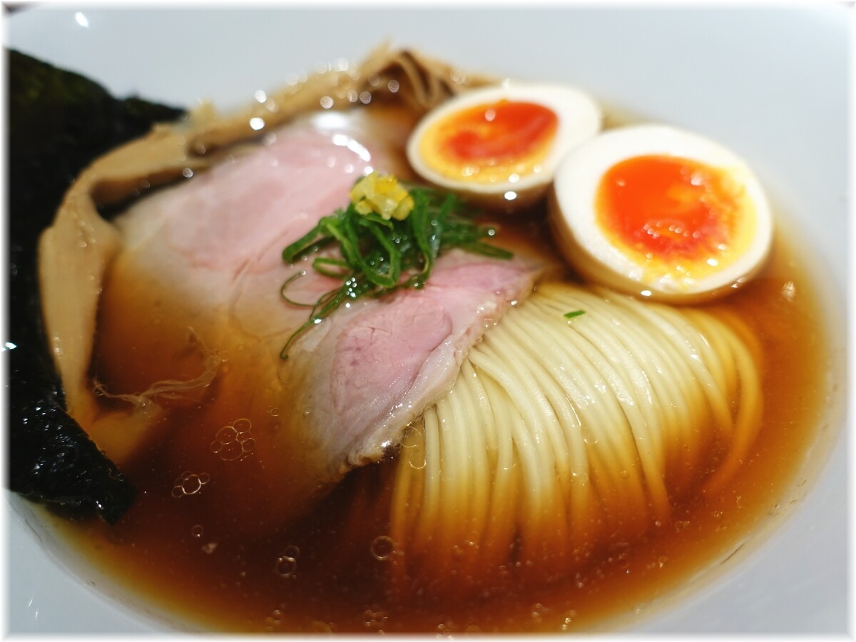 酒肴場屯 津軽煮干し中華蕎麦の具