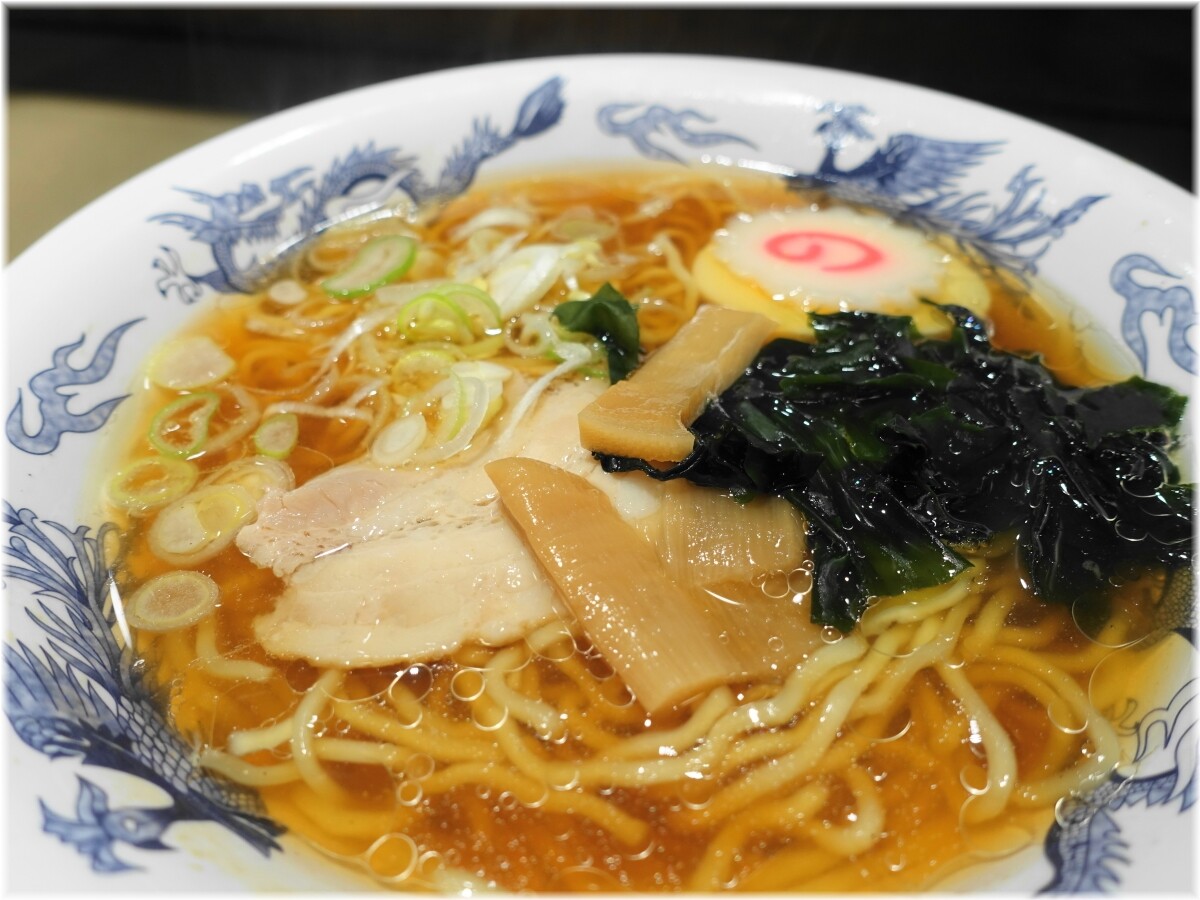 名代富士そば渋谷下田ビル店3 昔ながらの醤油ラーメンの具