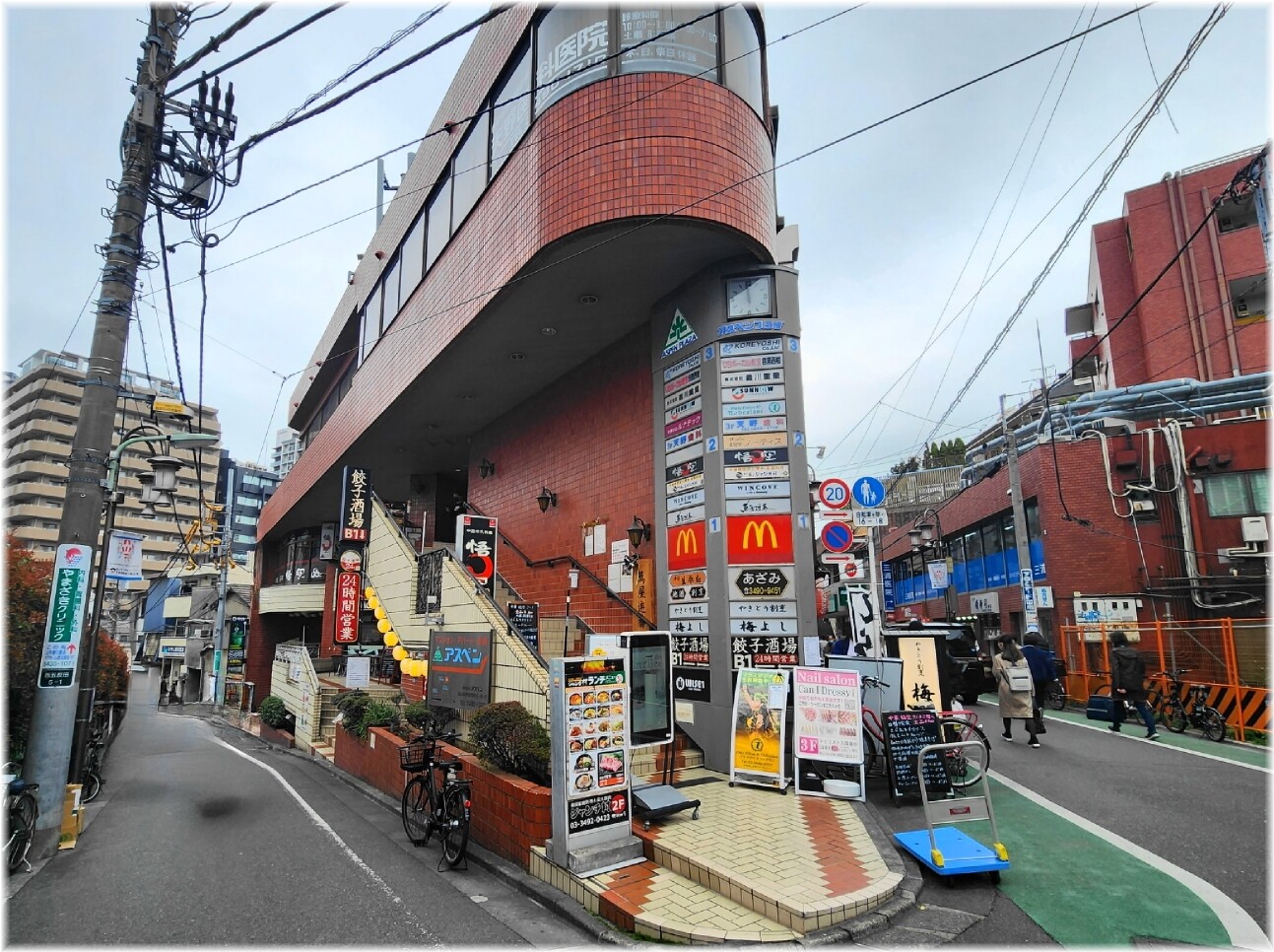 奈つやの中華そば 外観