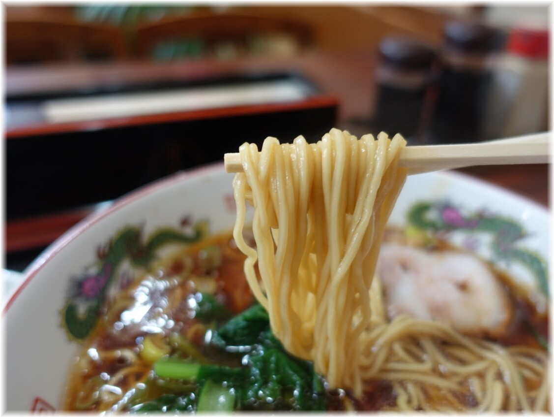 更科 Cセットのラーメンの麺