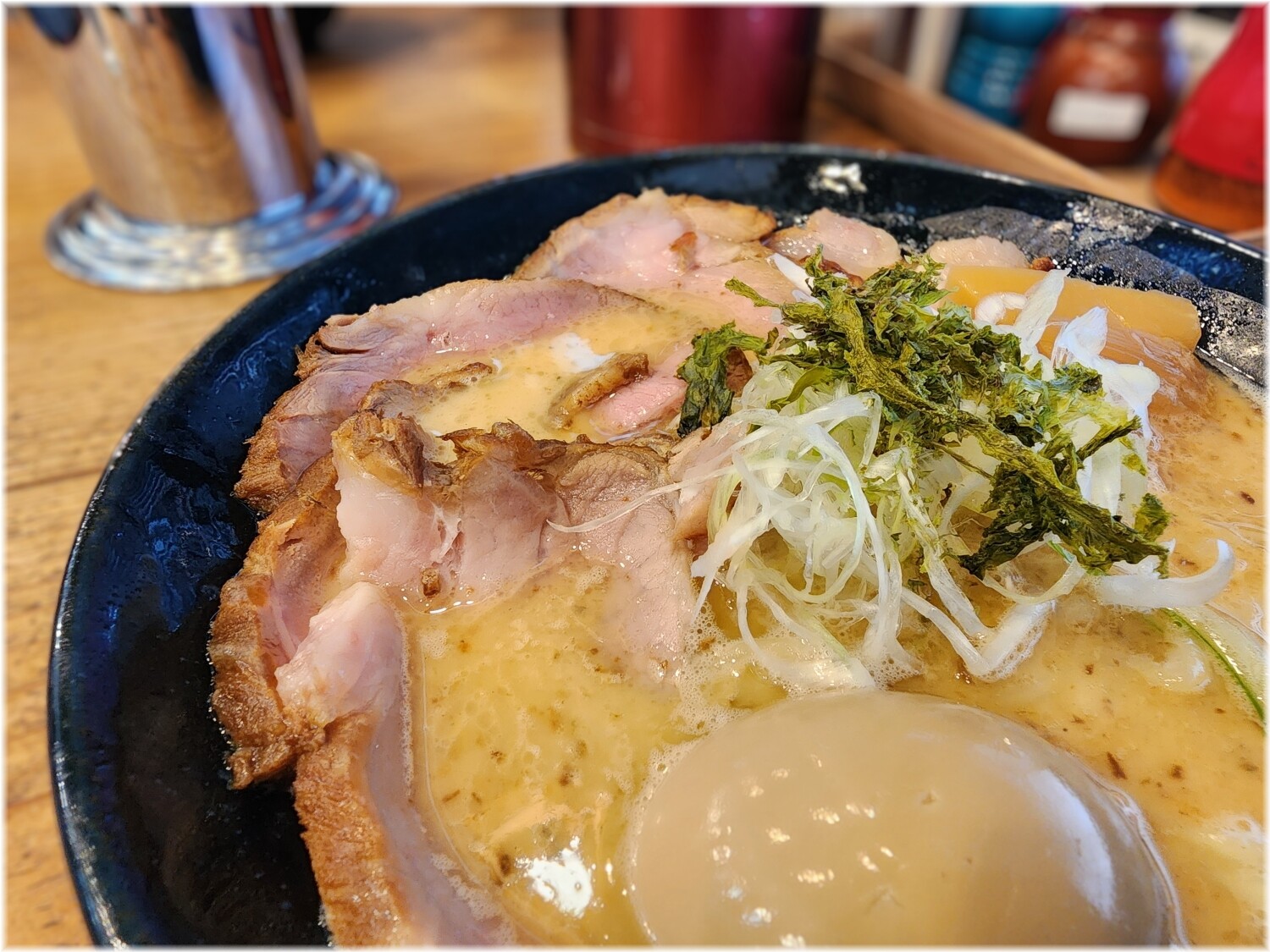 五ノ神水産3 らーめん銀だら絞り(味玉入り・肉増し)の具2