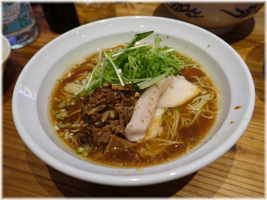 ゆしまホール2 中華そば
