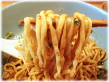 辣椒漢 正宗担々麺の麺