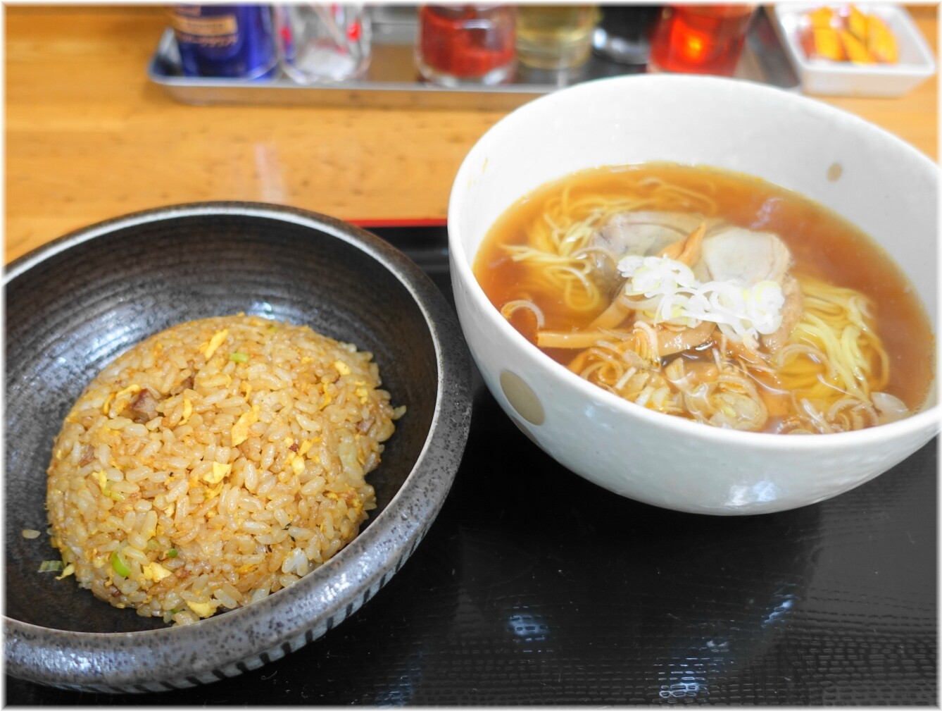 東竜 半炒飯+醤油ラーメン