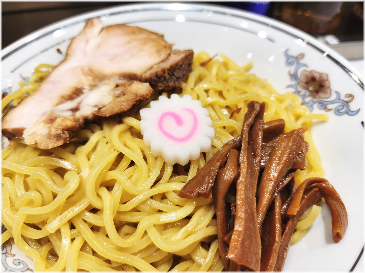 田町油そばセンター 油そば(並)の具