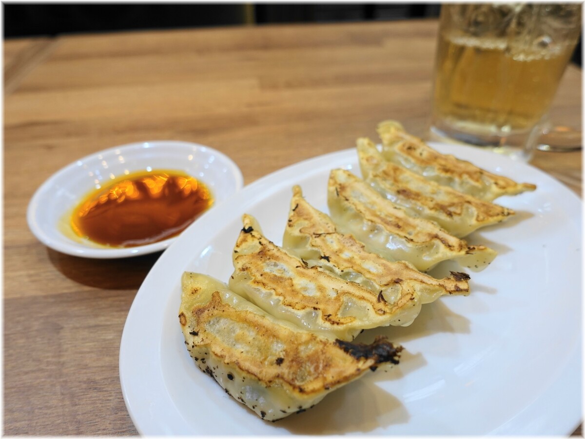 壱角家渋谷センター街店 肉汁餃子