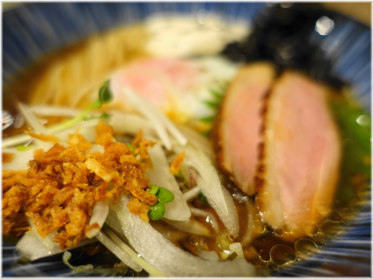 ハちゃんラーメン 煮干し昆布水冷麺(ニボコン)の具2